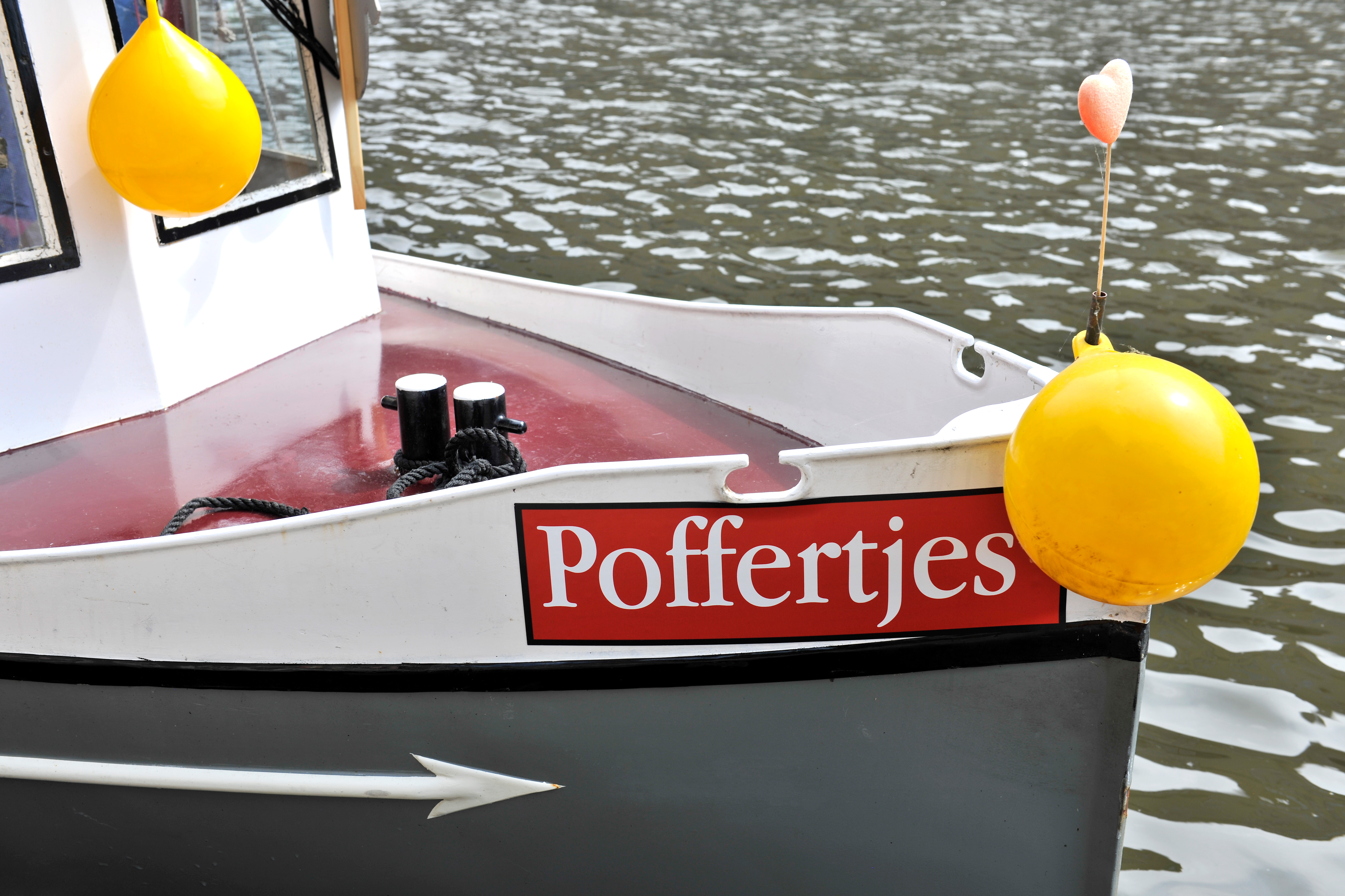 Poffertjesboot voorkant